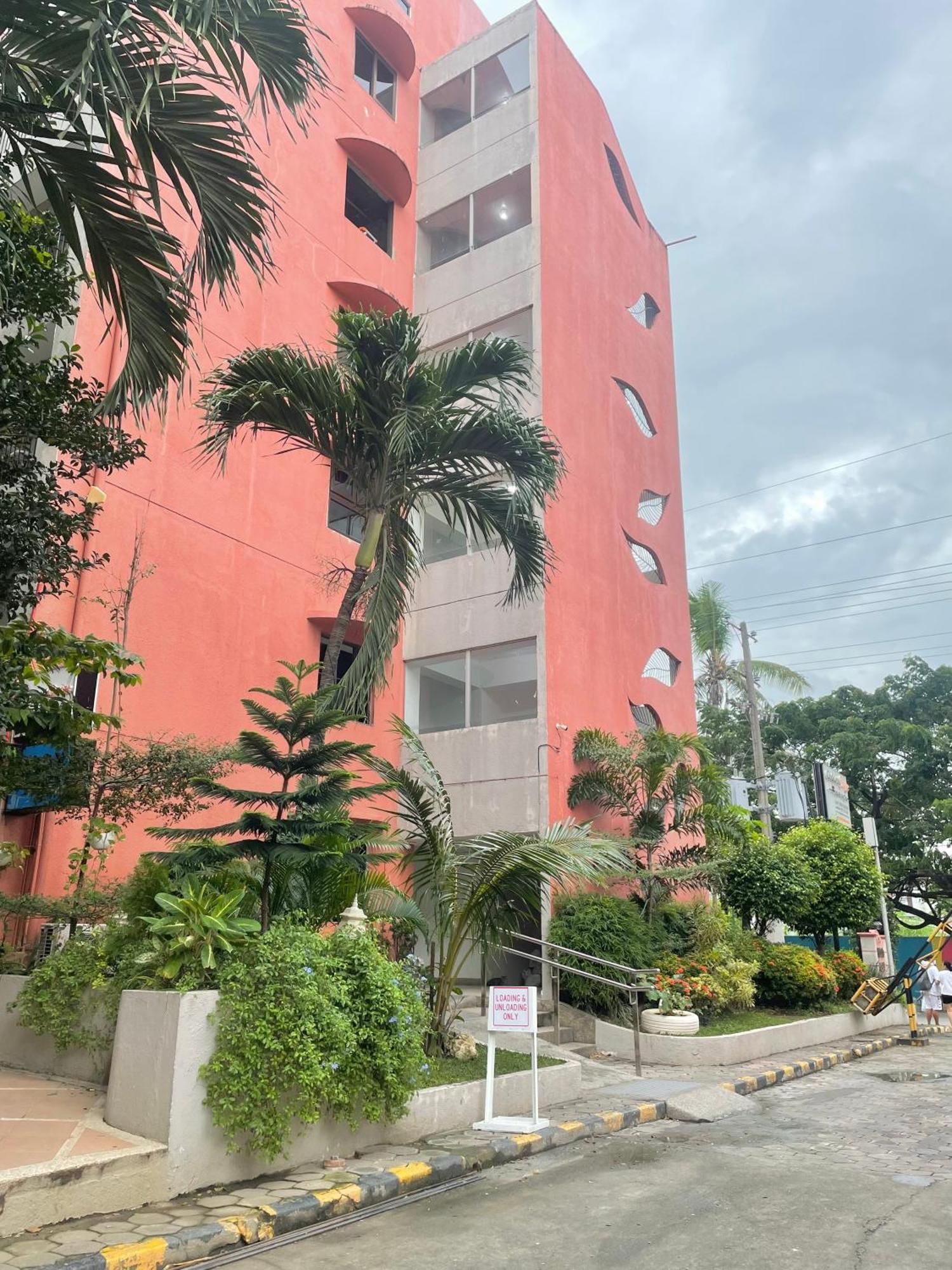 The Penthouse Suite 麦克坦 外观 照片